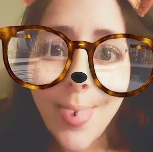 Meet your Posher, Jules